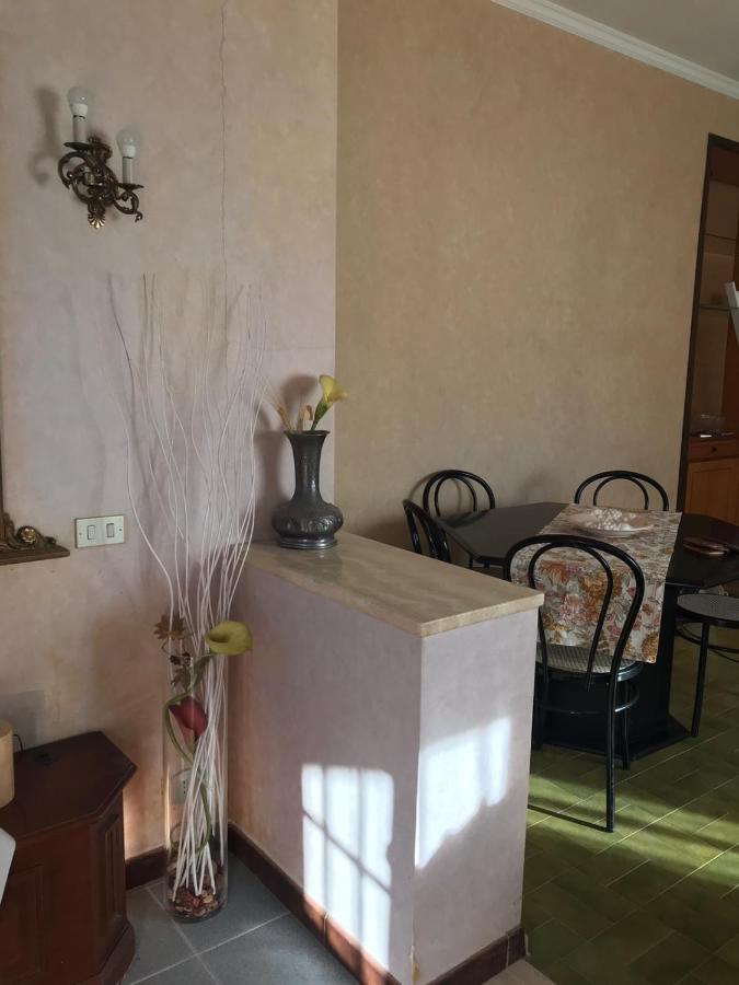 Villa Immersa Nel Verde A Lanzo dʼIntelvi Екстериор снимка